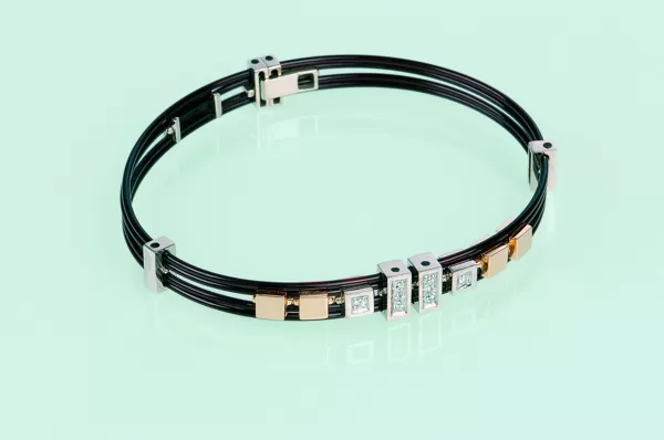 KA803